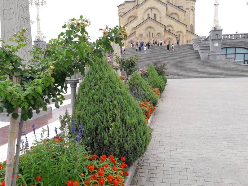 Кафедральный собор Святой троицы в Тбилиси