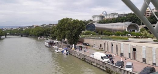 Прогулка по реке Кура на катере Тбилиси