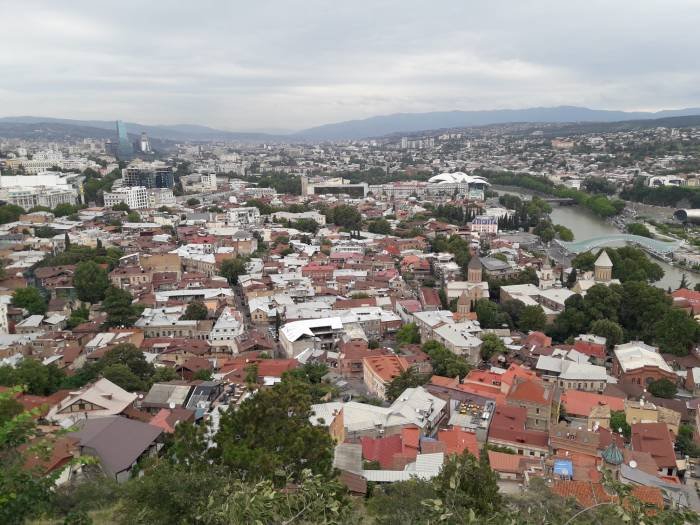 Старый город Тбилиси вид на старый город