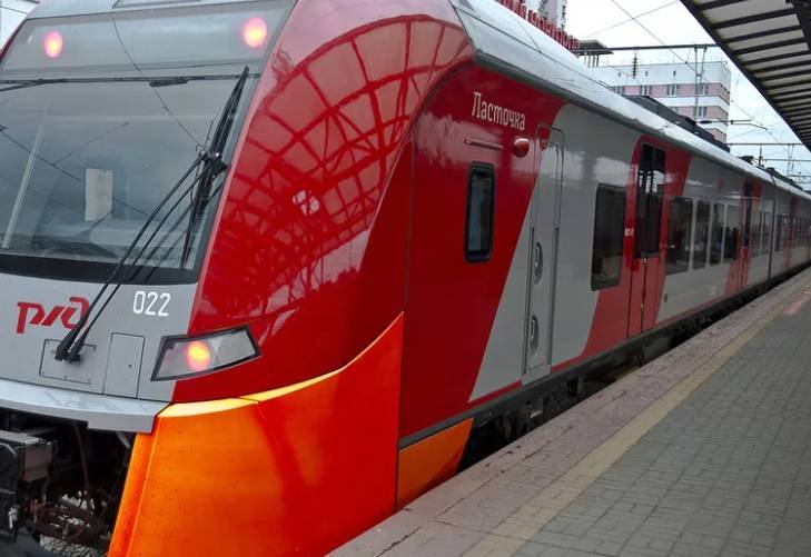 Фирменный поезд Ласточка Россия