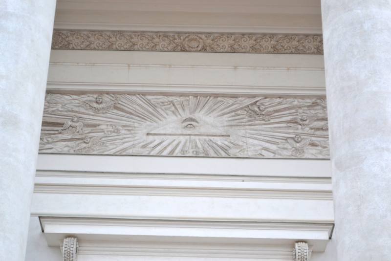 Масонский символ на соборе Святого Николая в Хельсинках